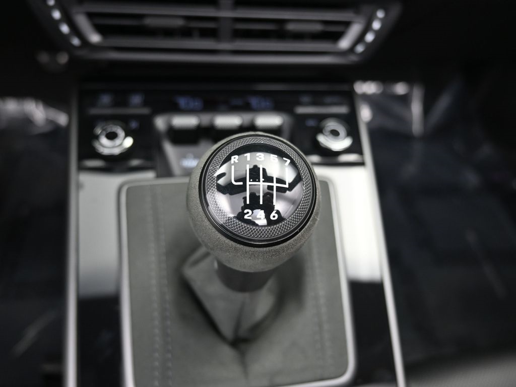 2024 Porsche 911 4S photo 18