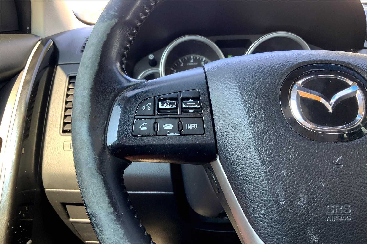 2014 Mazda CX-9 Touring photo 23