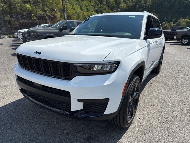 2025 Jeep Grand Cherokee Altitude X photo 6