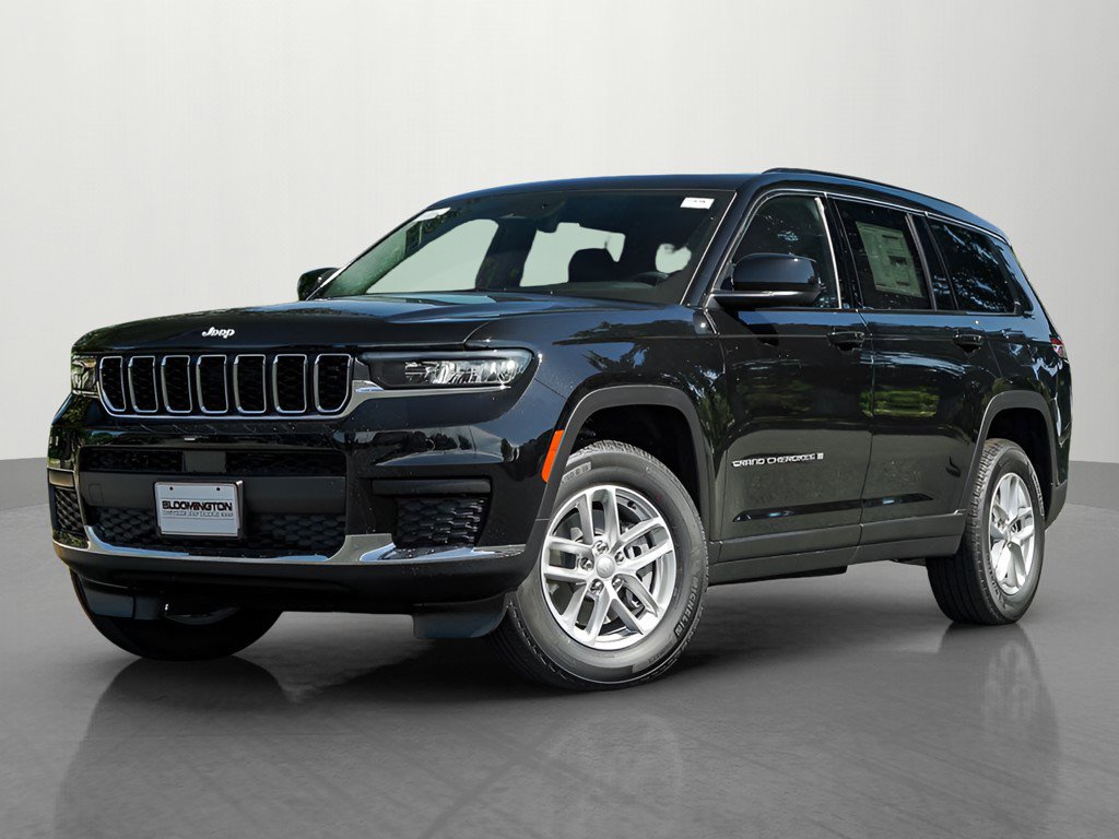 2025 Jeep Grand Cherokee L Laredo's photo