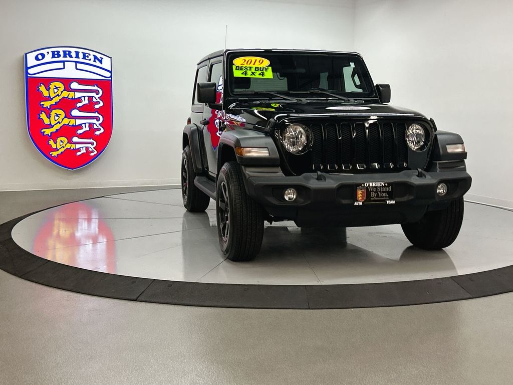 2019 Jeep Wrangler Sport S's photo