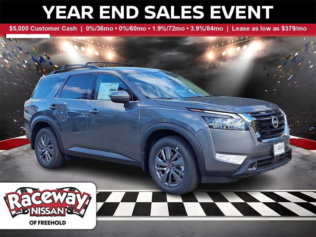 2025 Nissan Pathfinder SV's photo