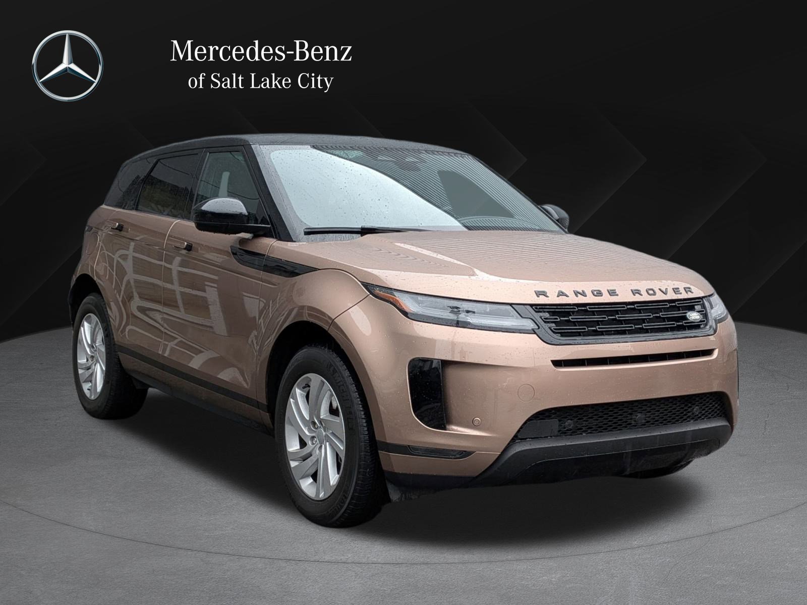2024 Land Rover Range Rover Evoque S's photo