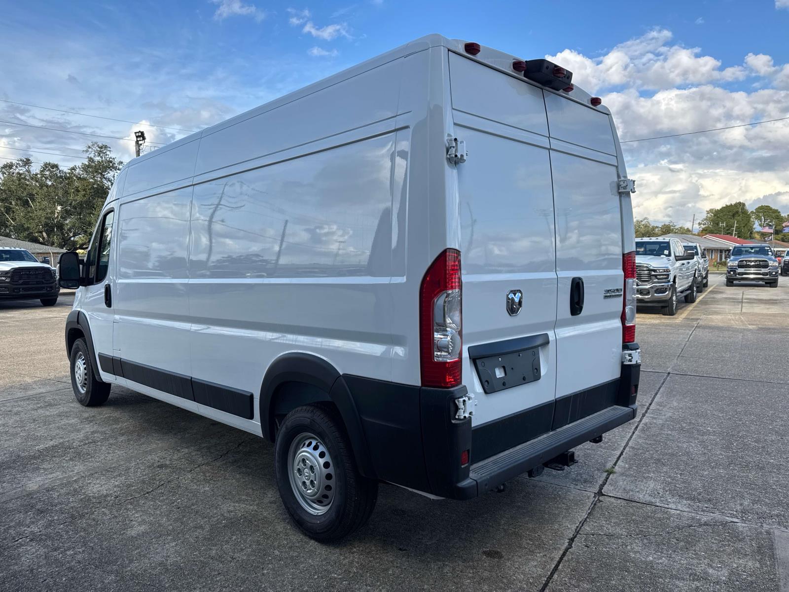 2026 Ram ProMaster 3500 photo 2