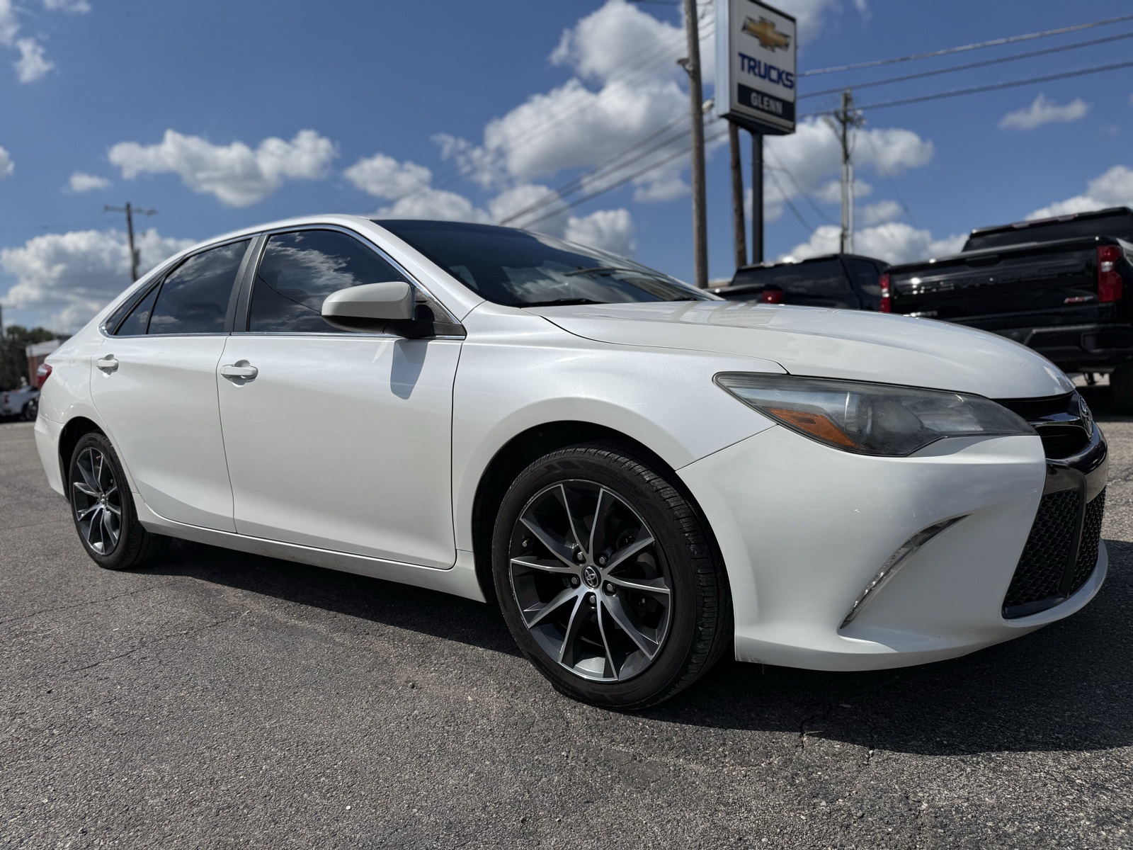 2015 Toyota Camry XSE photo 8