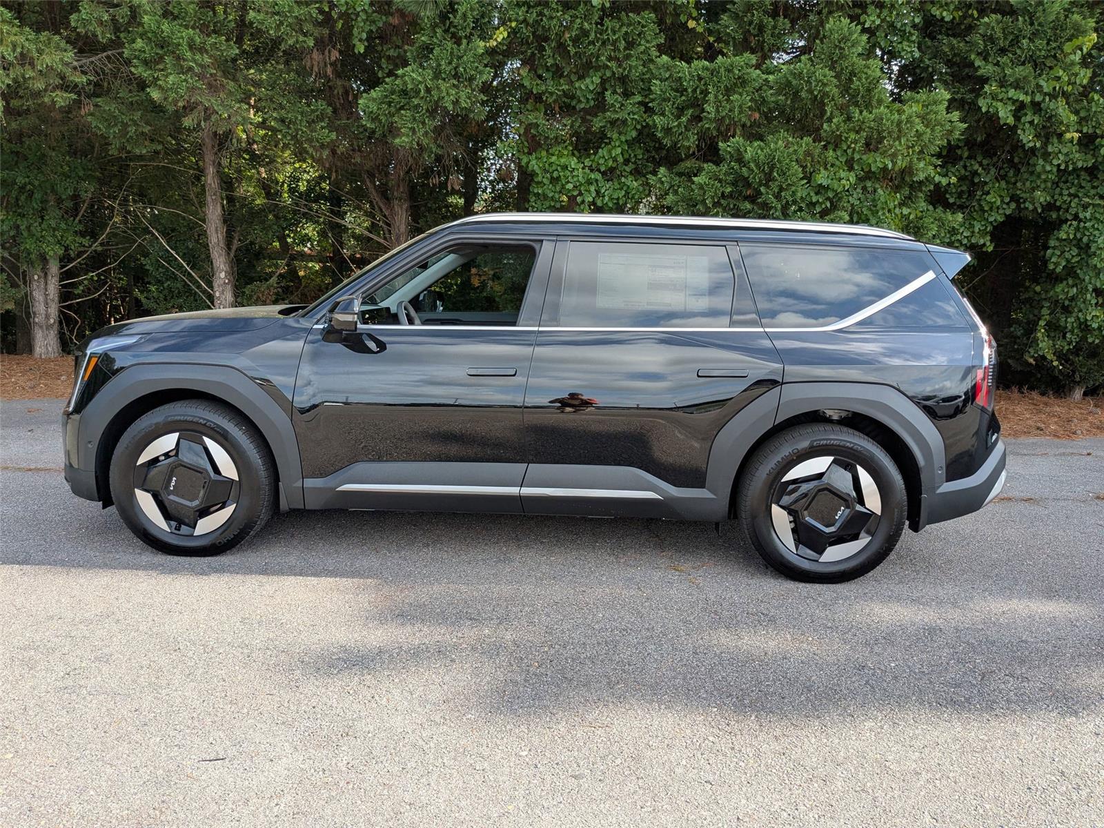 2026 Kia EV9 Wind photo 8