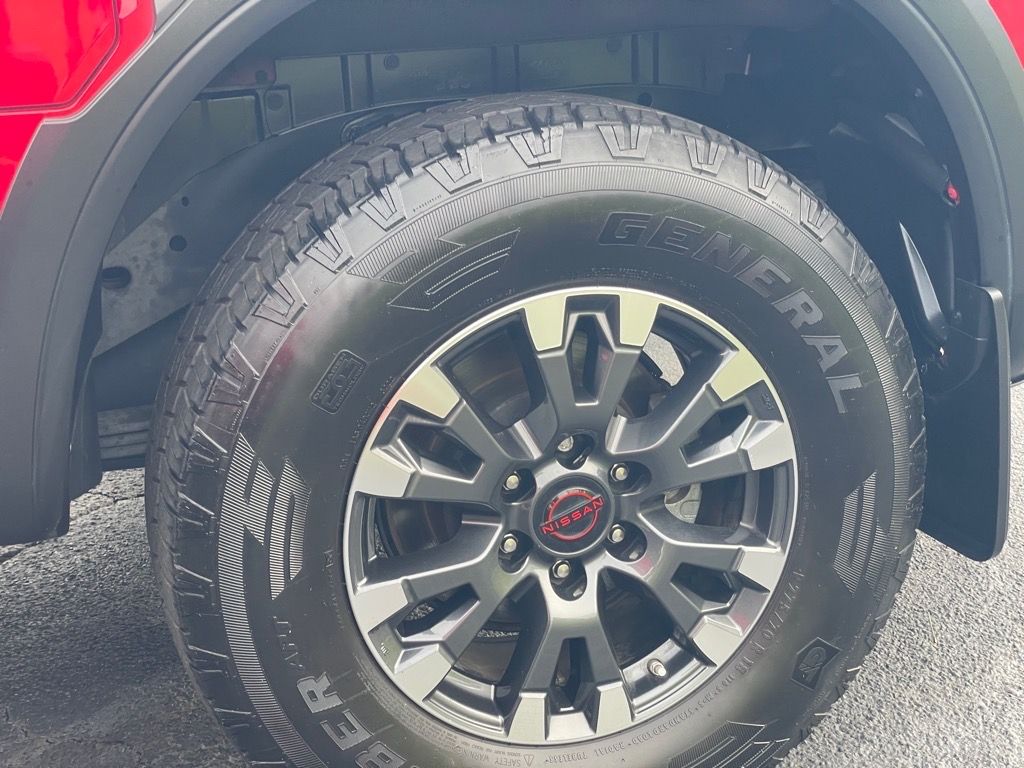 2023 Nissan Titan PRO-4X photo 28