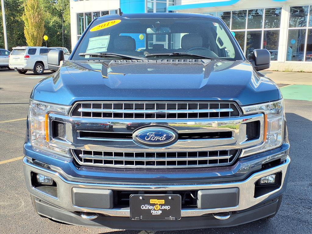 2019 Ford F-150 XLT photo 2