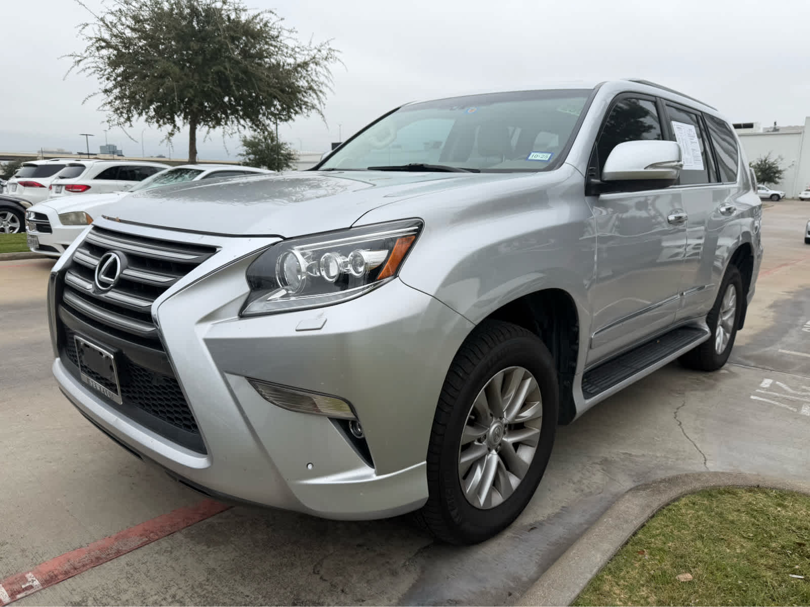 2019 Lexus GX Base's photo