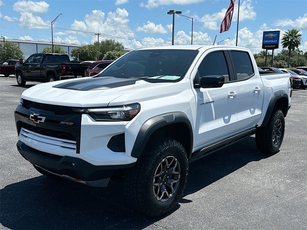 2023 Chevrolet Colorado ZR2 photo 3
