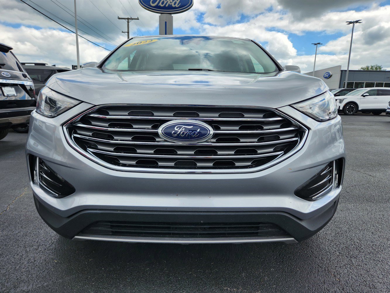 2022 Ford Edge SEL photo 41
