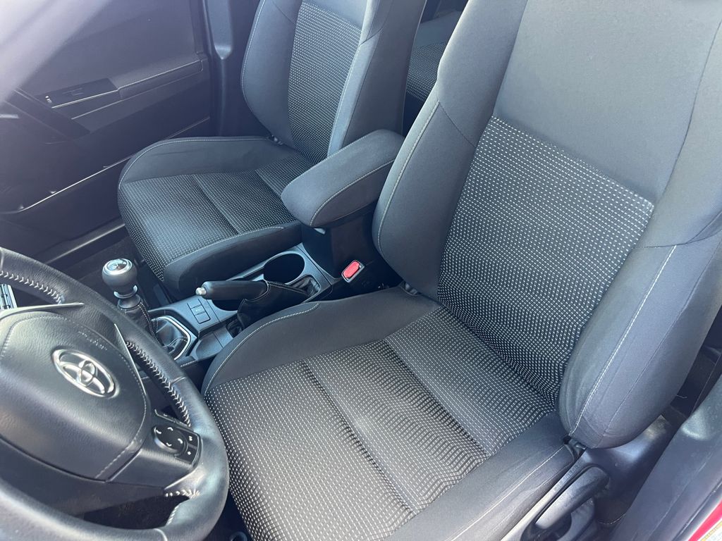 2018 Toyota Corolla iM Base photo 8