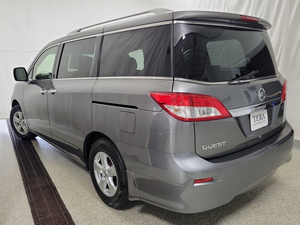 2014 Nissan Quest SV photo 7