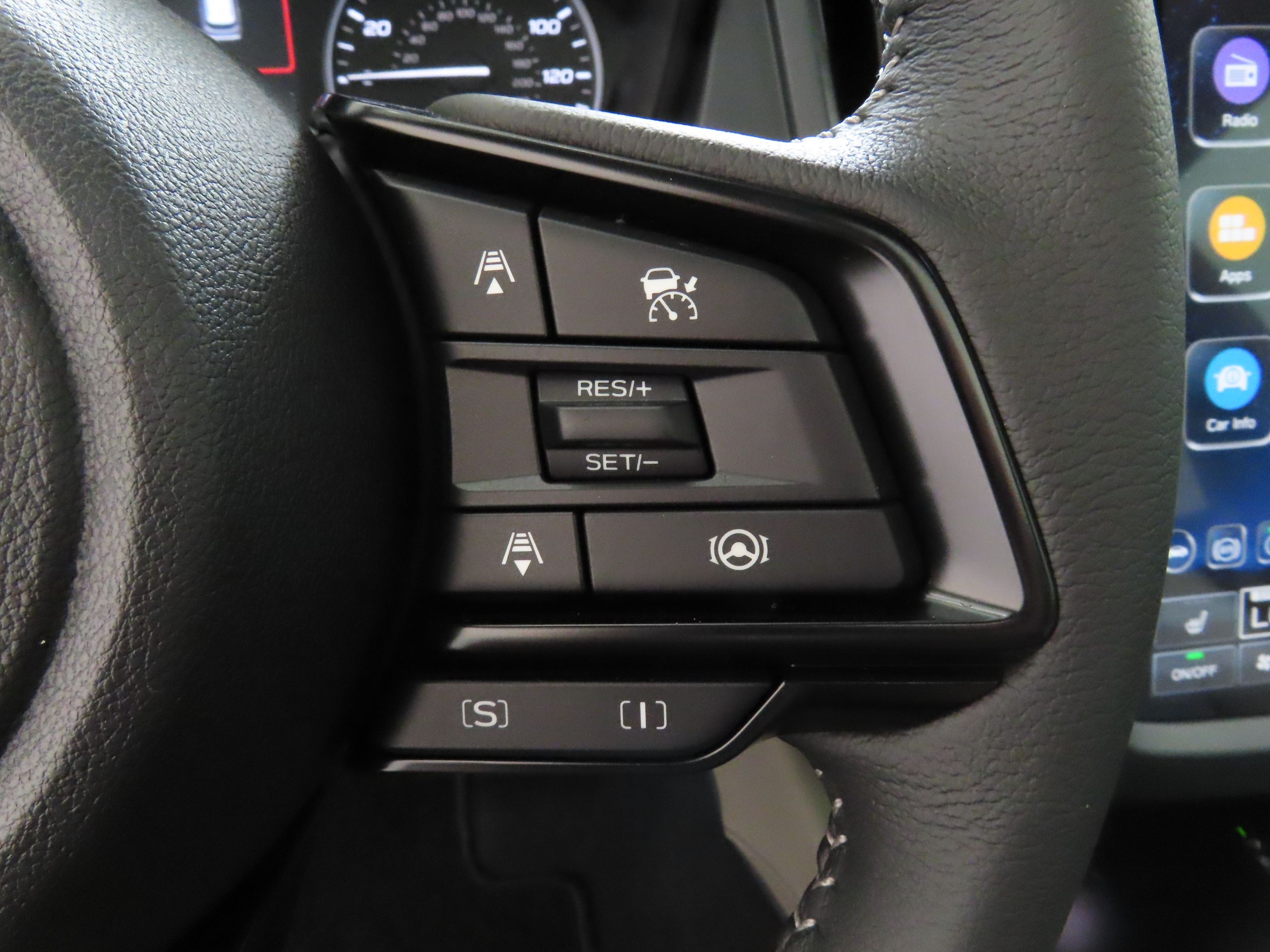 2025 Subaru Forester Premium Base photo 12