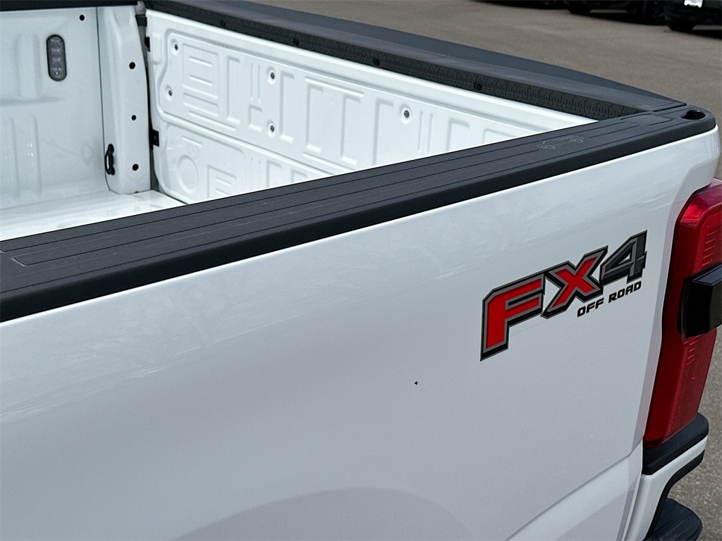 2024 Ford F-250 XL photo 13