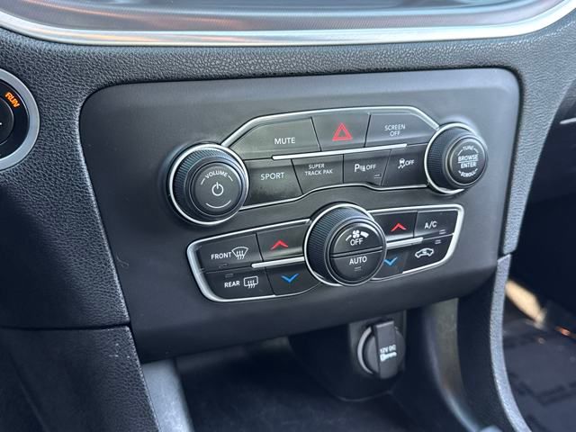 2021 Dodge Charger R/T photo 11