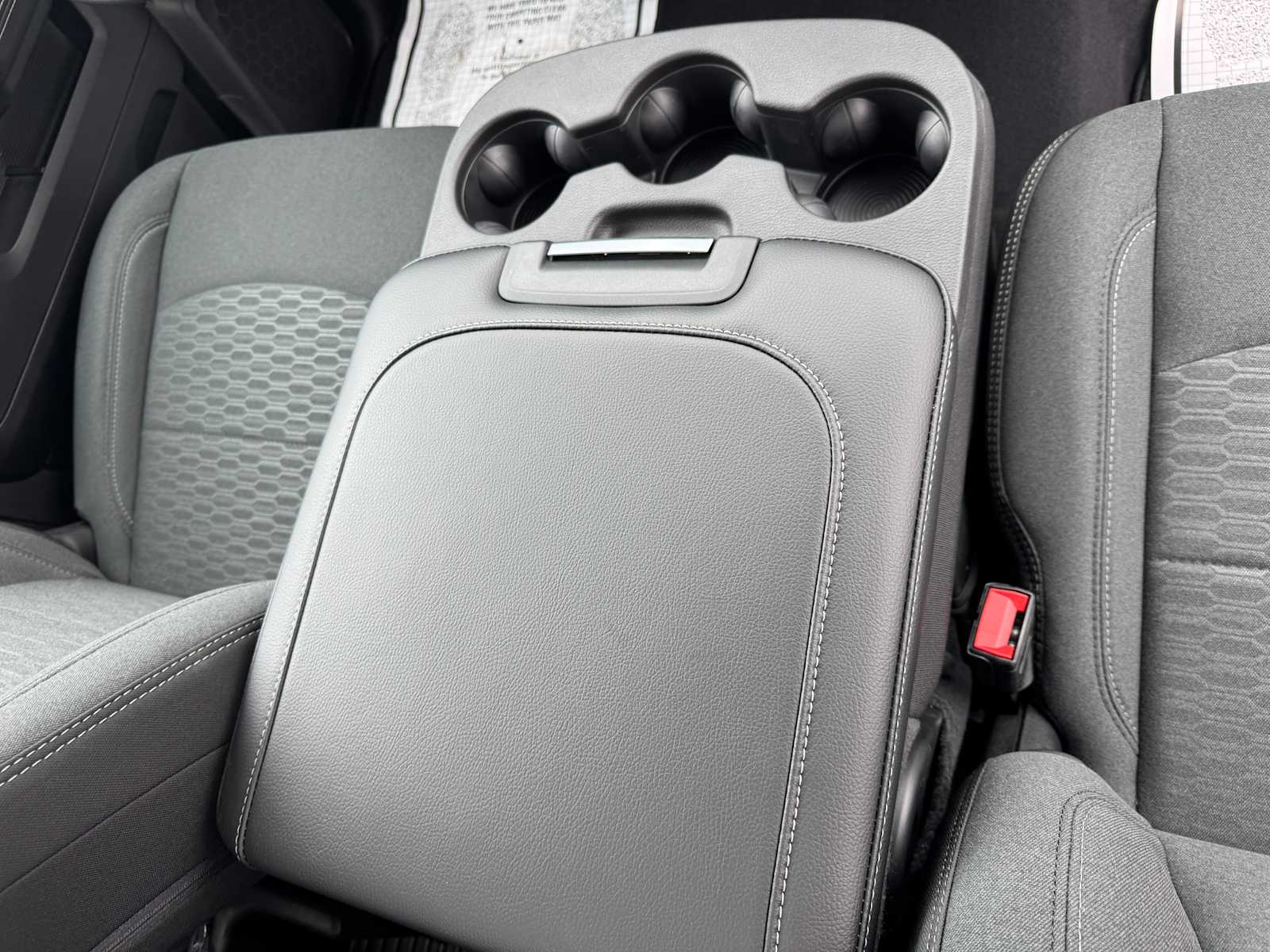 2025 Ram 2500 Big Horn photo 18