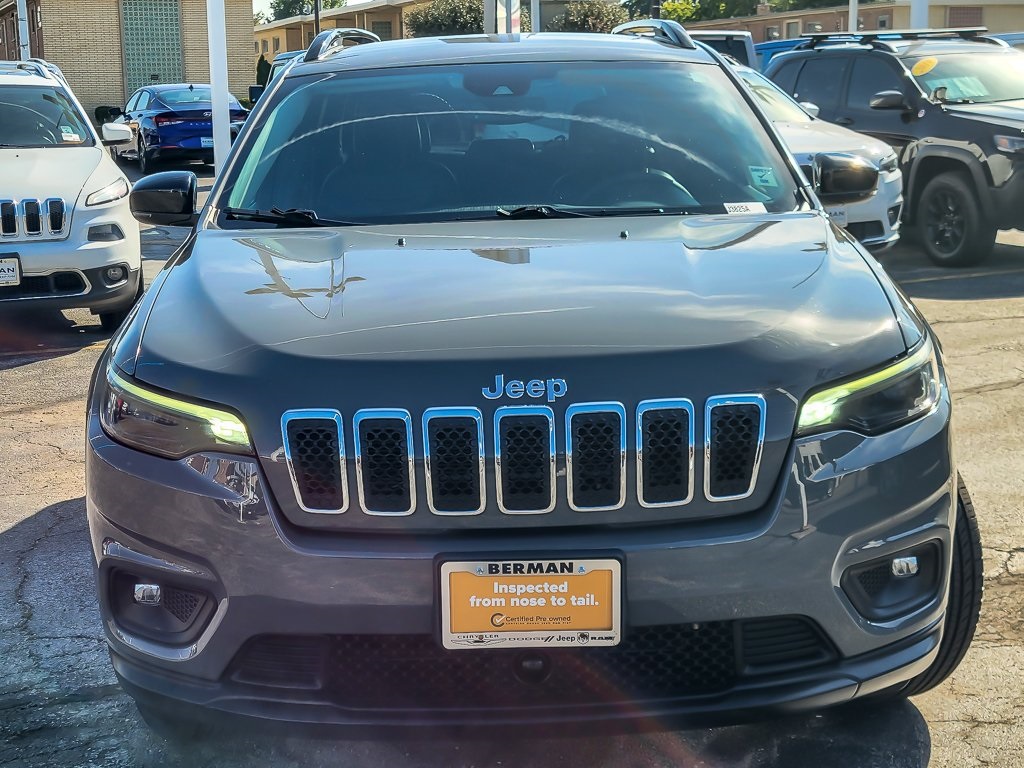 2022 Jeep Cherokee Latitude Lux photo 3