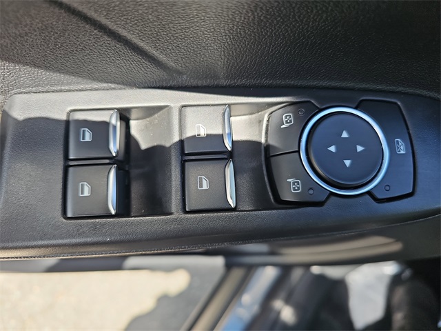 2022 Ford Escape SE photo 25
