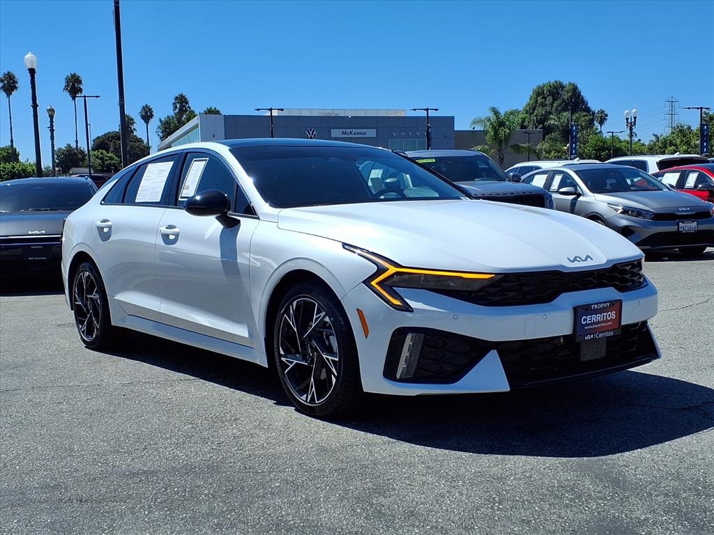 2025 Kia K5 GT-Line photo 7