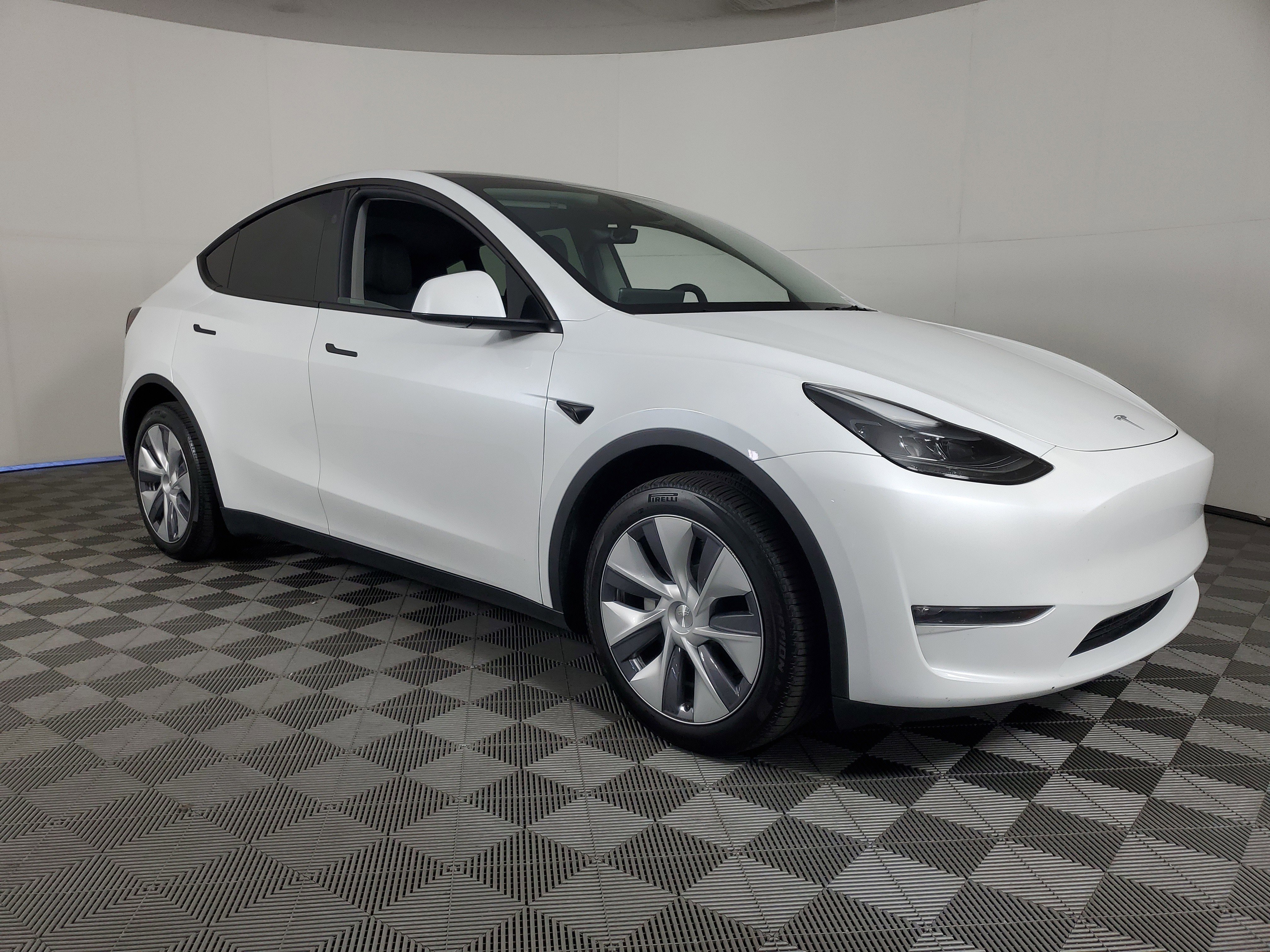 Used 2024 Tesla Model Y Long Range with VIN 7SAYGDEE4RA264377 for sale in Monrovia, CA