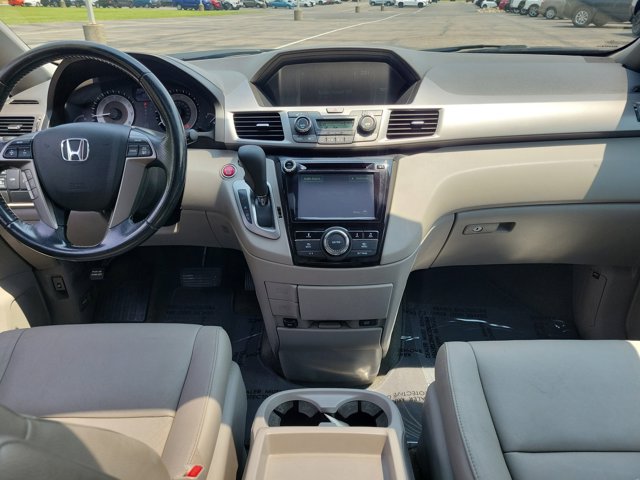 2016 Honda Odyssey EX-L photo 8