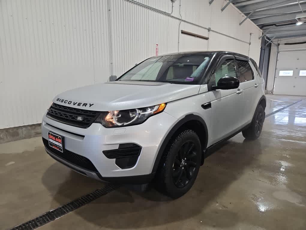 2017 Land Rover Discovery Sport SE's photo