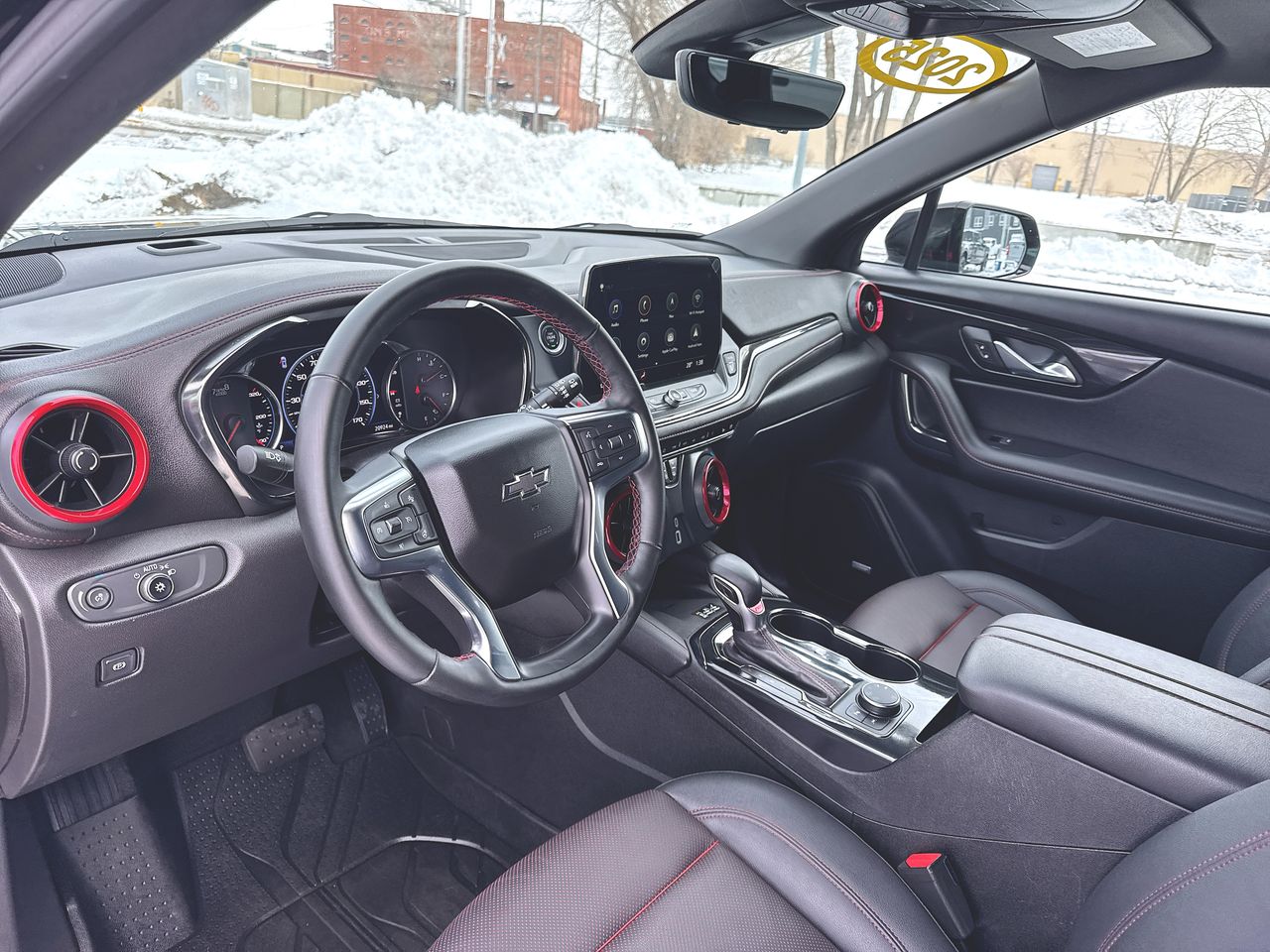 2025 Chevrolet Blazer RS photo 2