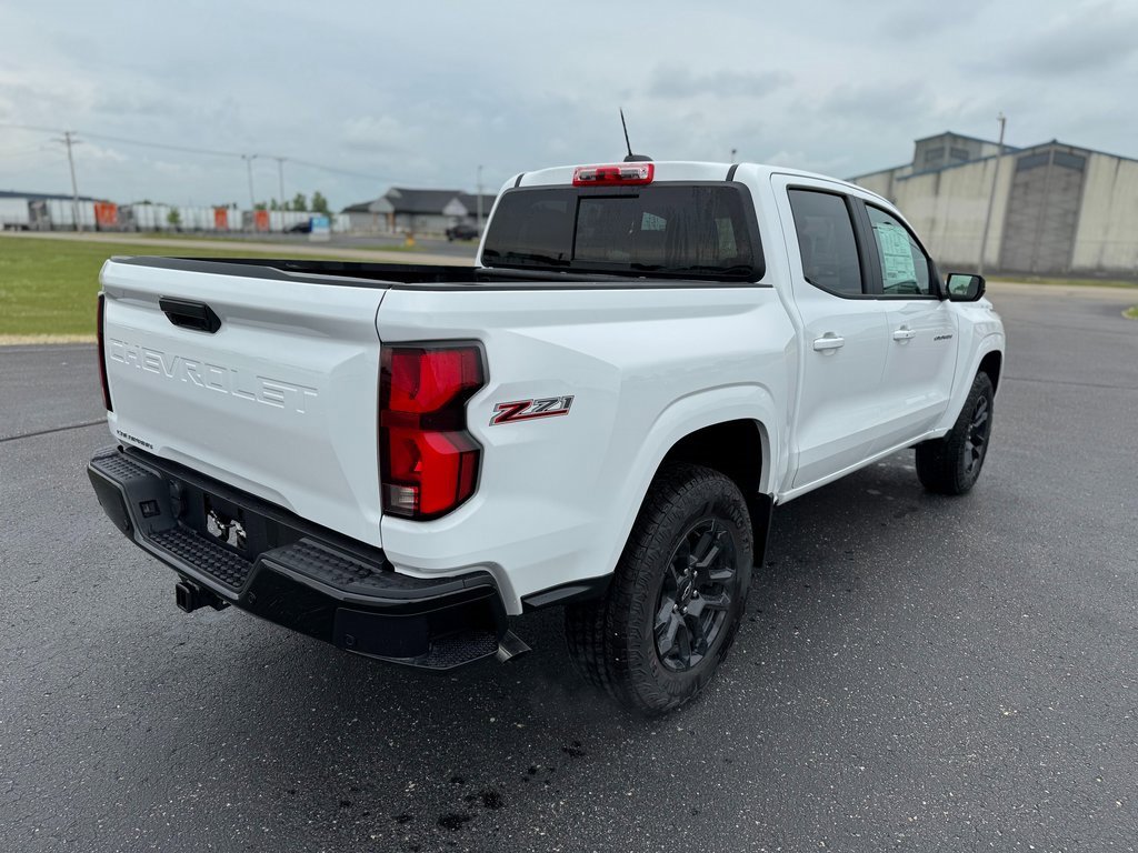 2025 Chevrolet Colorado Z71 photo 5