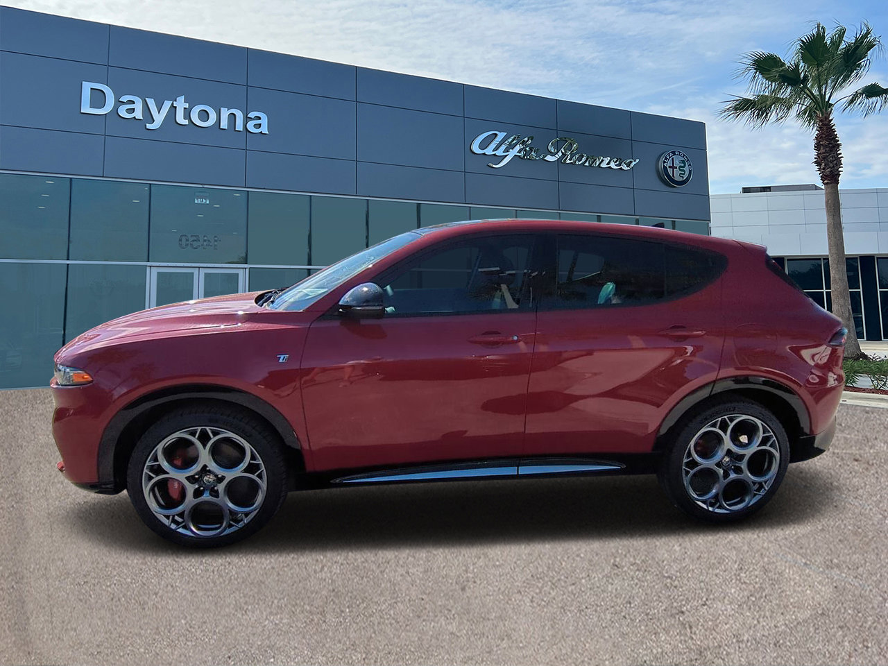 2024 Alfa Romeo Tonale Ti photo 6