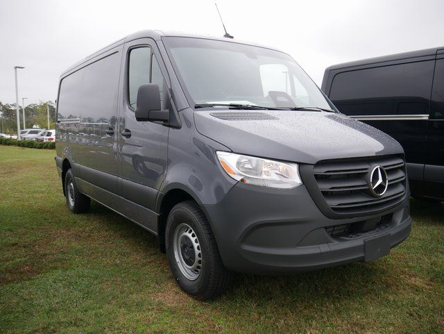 2026 Mercedes-Benz Sprinter Cargo Van Base's photo