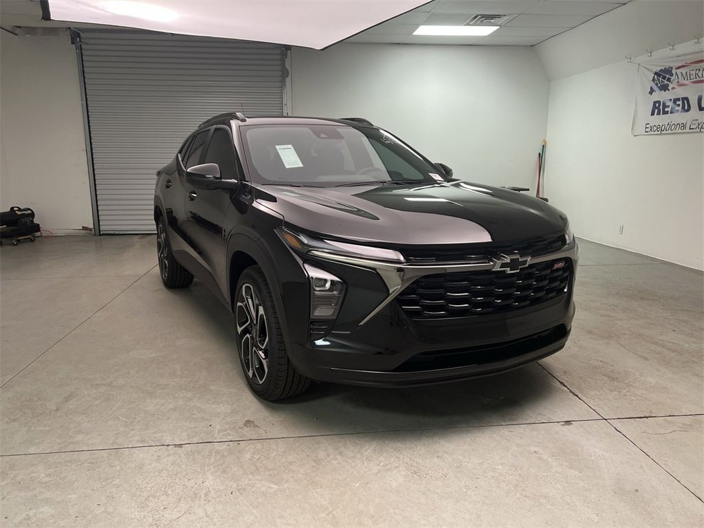 2026 Chevrolet Trax RS's photo