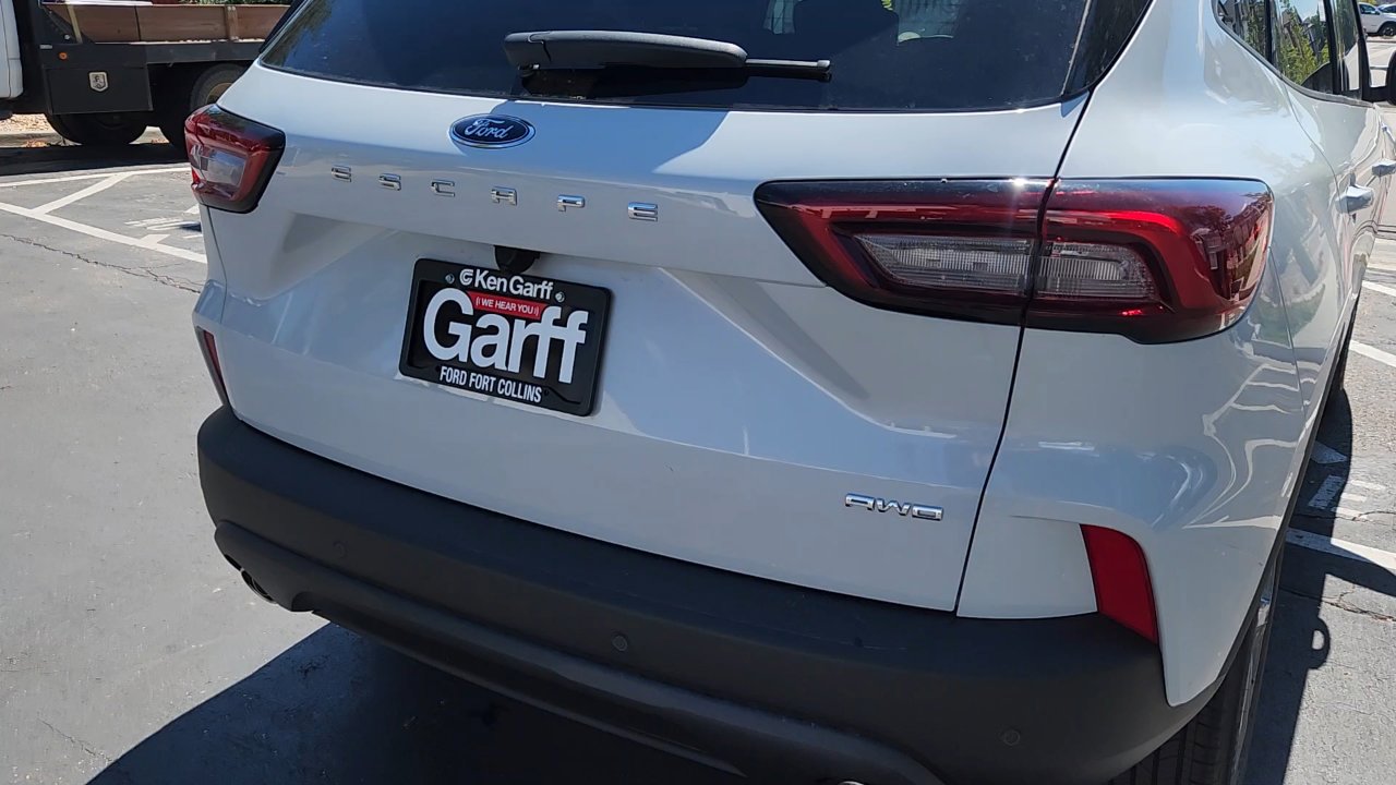 2025 Ford Escape ST-Line photo 18