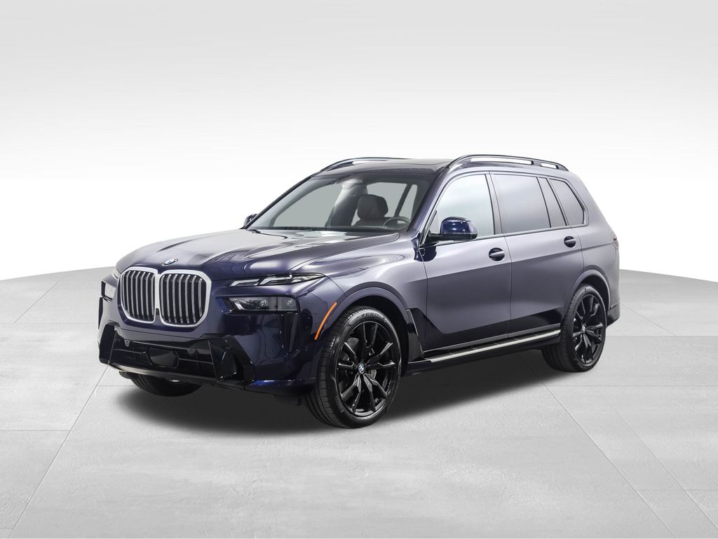 2023 BMW X7 40i's photo