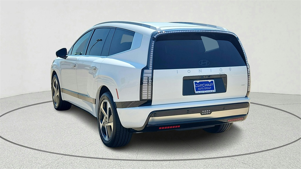 2026 Hyundai Ioniq photo 14