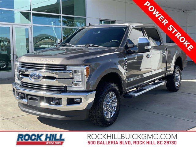 2019 Ford F-350 Super Duty Lariat's photo