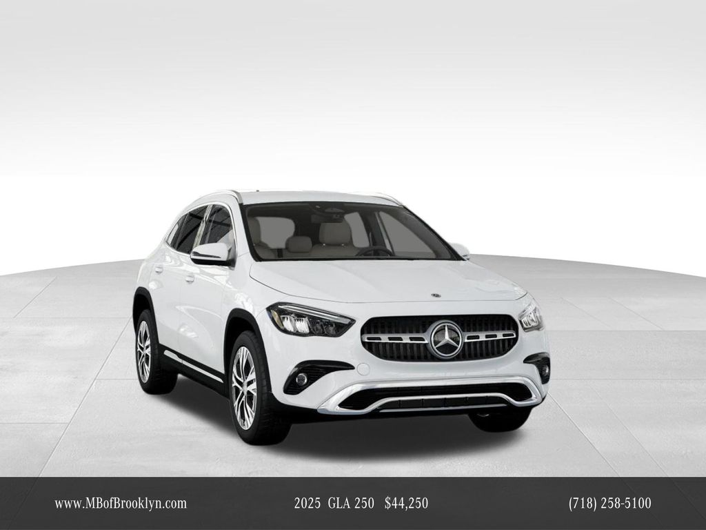 2025 Mercedes Benz GLA 250 4MATIC photo 8