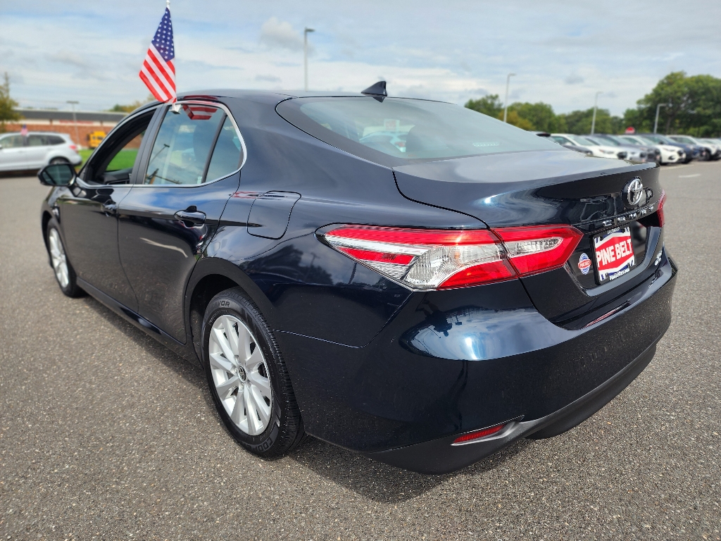 2020 Toyota Camry LE photo 14