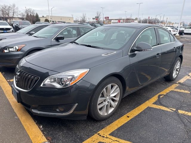 Used 2016 Buick Regal Premium 2 with VIN 2G4GS5GX1G9119647 for sale in Bloomington, IL