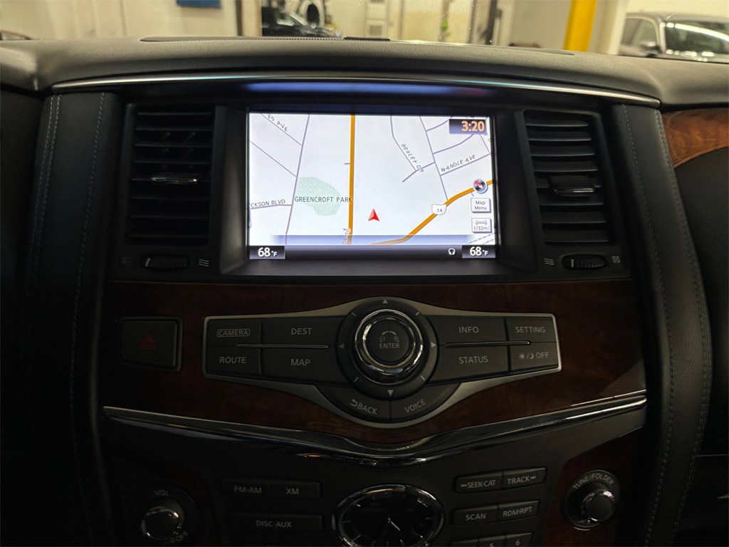 2016 Infiniti QX80 Base photo 21
