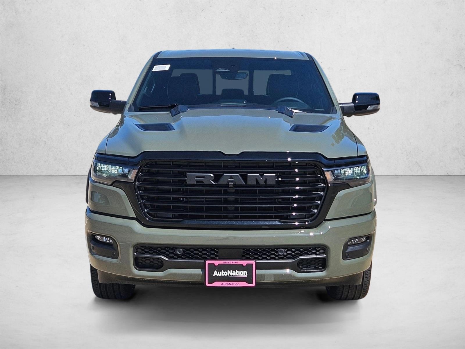 2026 Ram 1500 Laramie photo 2