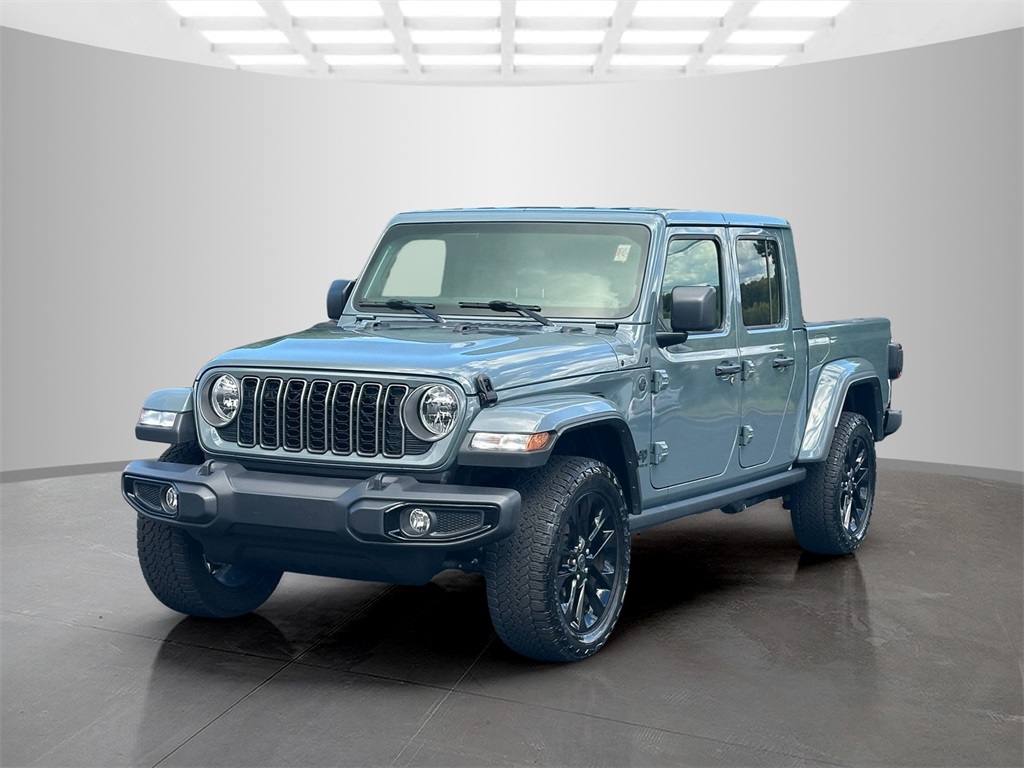 2024 Jeep Gladiator photo 3