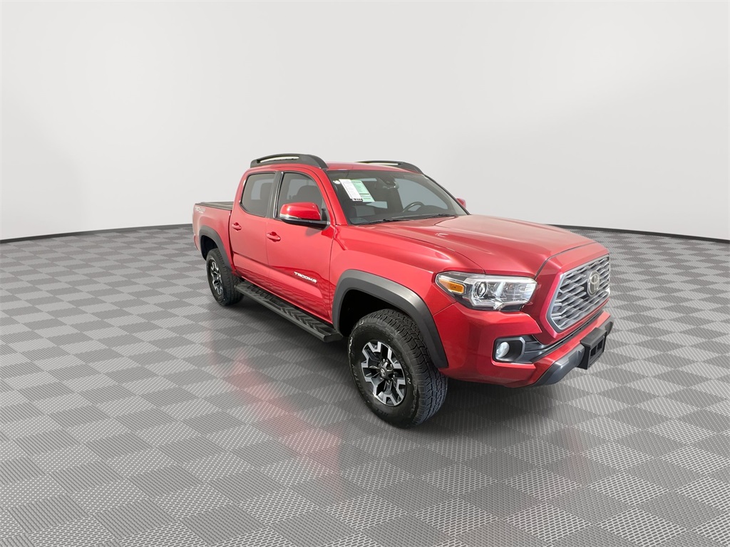 2022 Toyota Tacoma TRD Off-Road photo 2