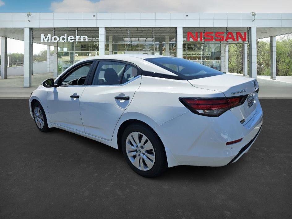 2025 Nissan Sentra S photo 5