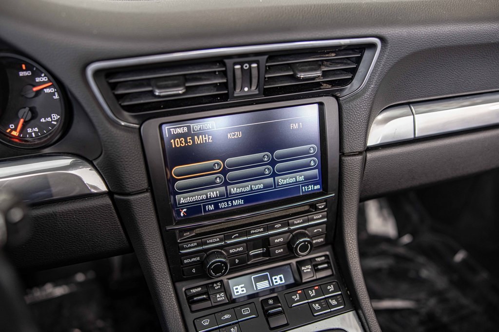 2016 PORSCHE 911 - Image 25