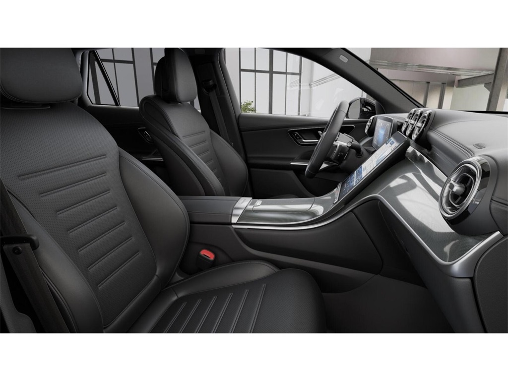 2025 Mercedes Benz GLC 350e 4MATIC photo 4