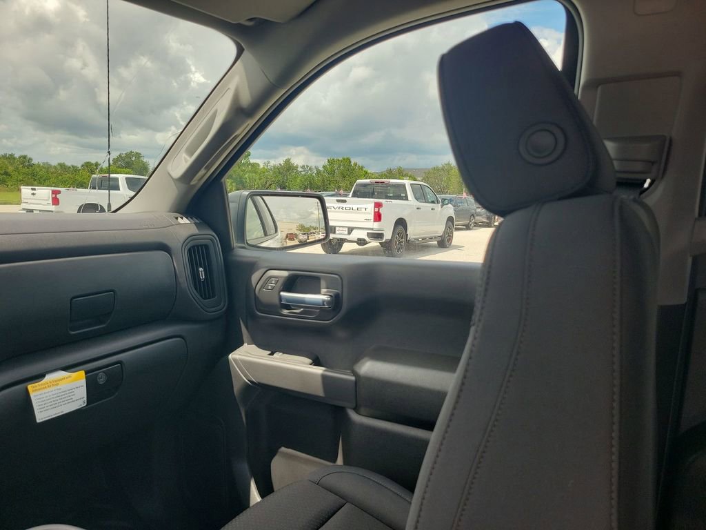 2025 Chevrolet Silverado 1500 photo 11