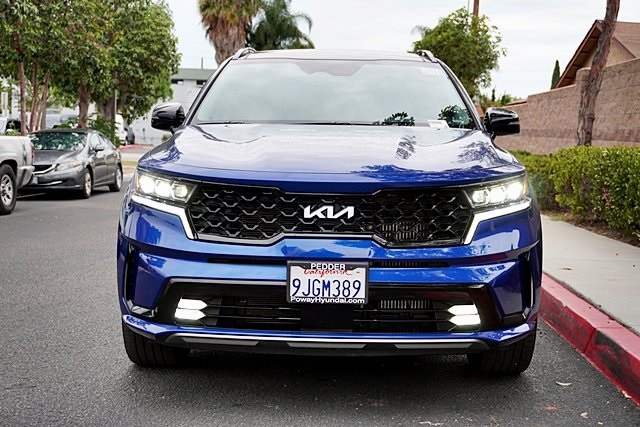 2023 Kia Sorento SX photo 4