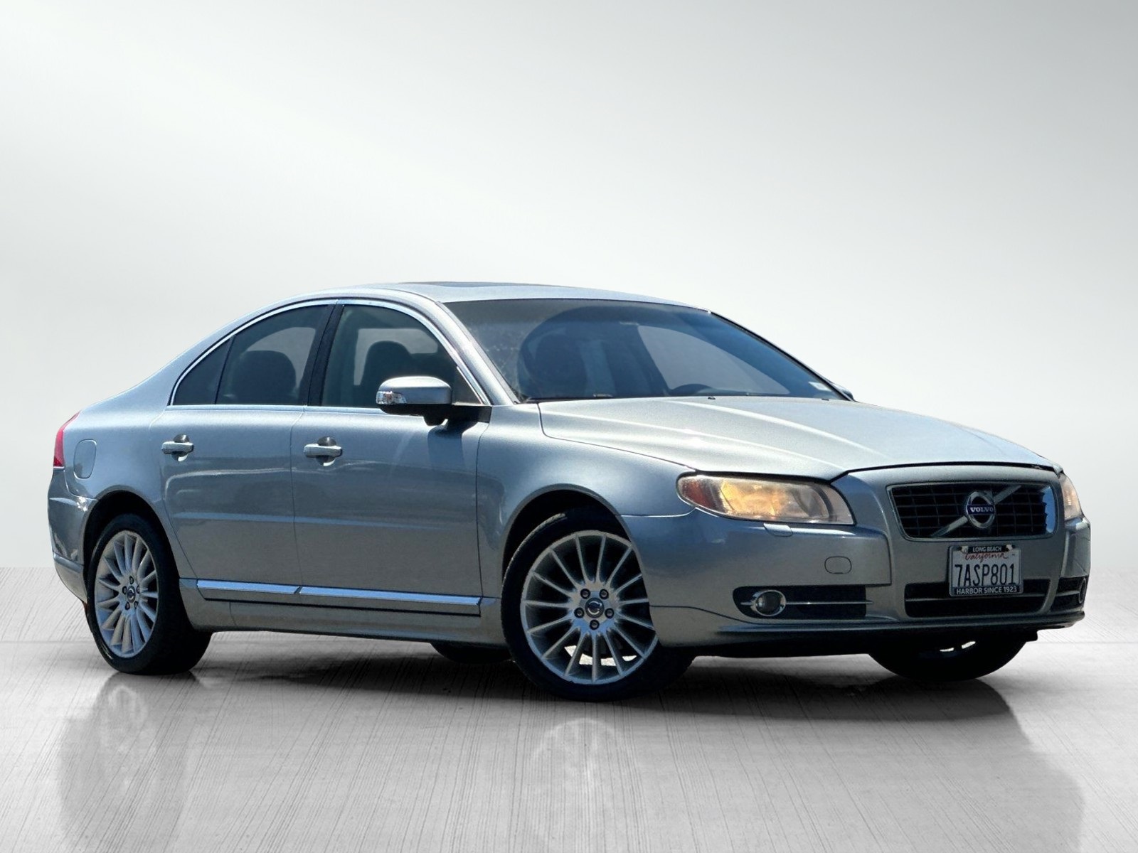 Used 2011 Volvo S80 T6 with VIN YV1902AH7B1149262 for sale in Long Beach, CA