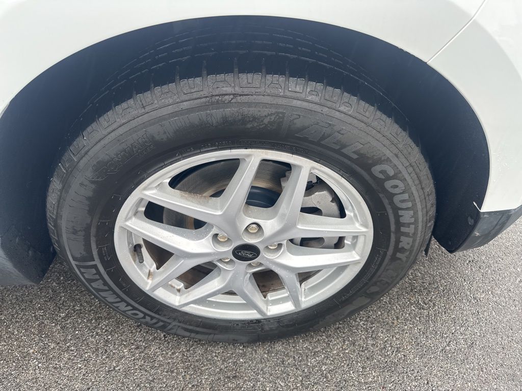 2023 Ford Edge SEL photo 12